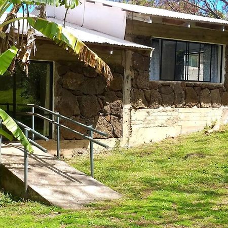 Cabana Ideal Familia 6 A 12 Personas! Hanga Roa Exterior photo